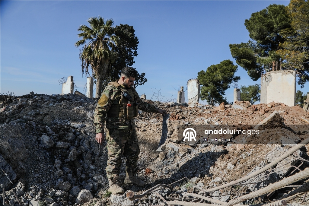 «Анадолу» запечатлело разминирование территории мавзолея Сулейман Шаха в Сирии