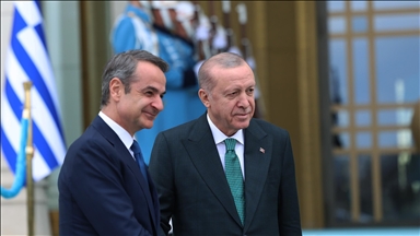 Cumhurbaşkanı Erdoğan, Yunanistan Başbakanı Miçotakis ile görüştü