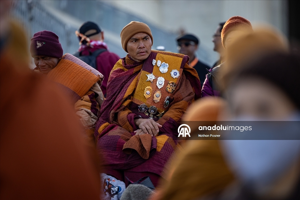 “Barış Yürüyüşü”ne çıkan Budist keşişler Washington'a ulaştı 