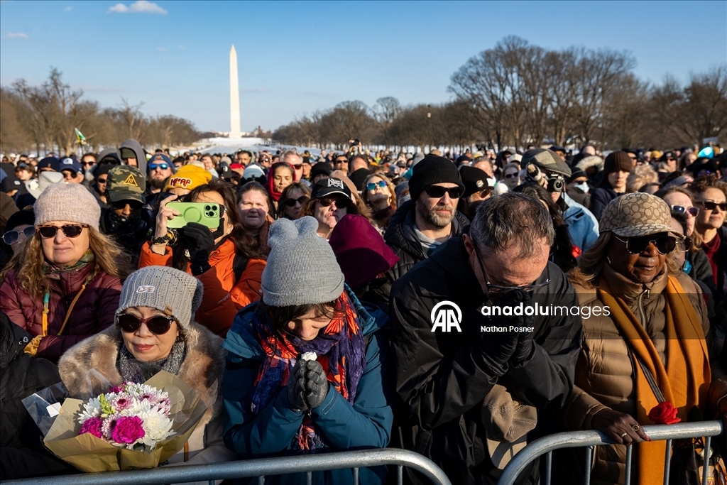 “Barış Yürüyüşü”ne çıkan Budist keşişler Washington'a ulaştı 