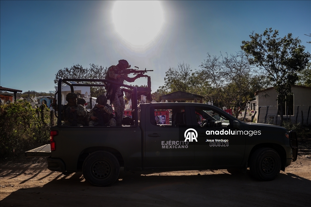 Операция по обнаружению тайных захоронений в штате Синалоа