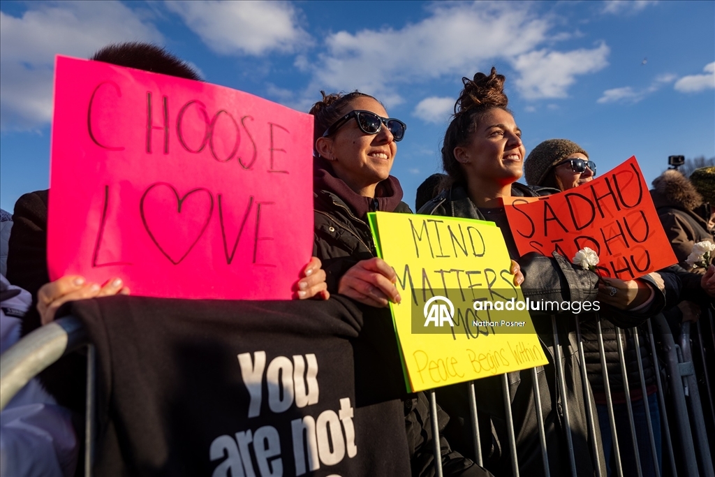 “Barış Yürüyüşü”ne çıkan Budist keşişler Washington'a ulaştı 