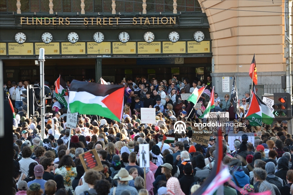 İsrail Cumhurbaşkanı Herzog'un Avustralya ziyaretinin son gününde de protestolar düzenlendi 