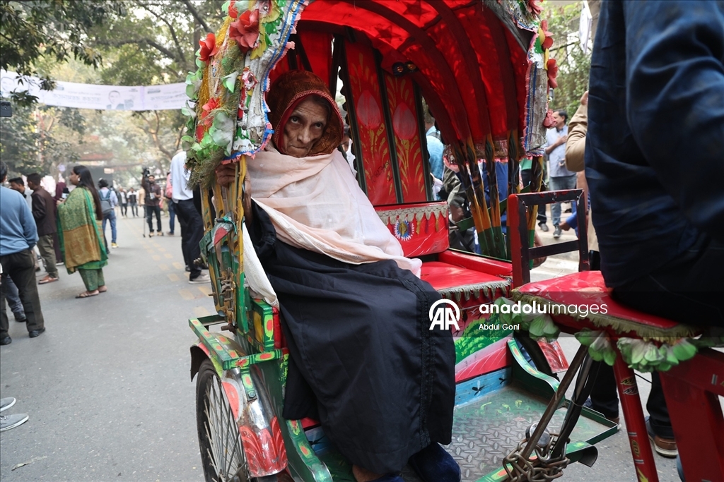Bangladeş, 2024'teki protestoların ardından ilk genel seçim için sandık başında