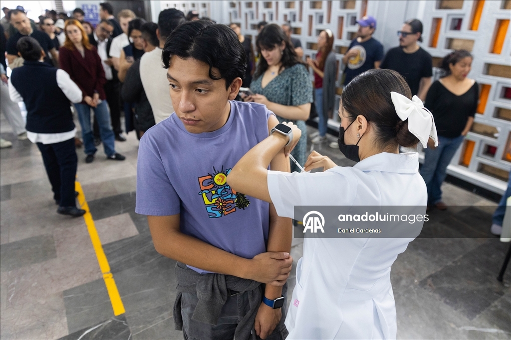 Буддийские монахи, отправившиеся на «Марш мира», прибыли в Вашингтон