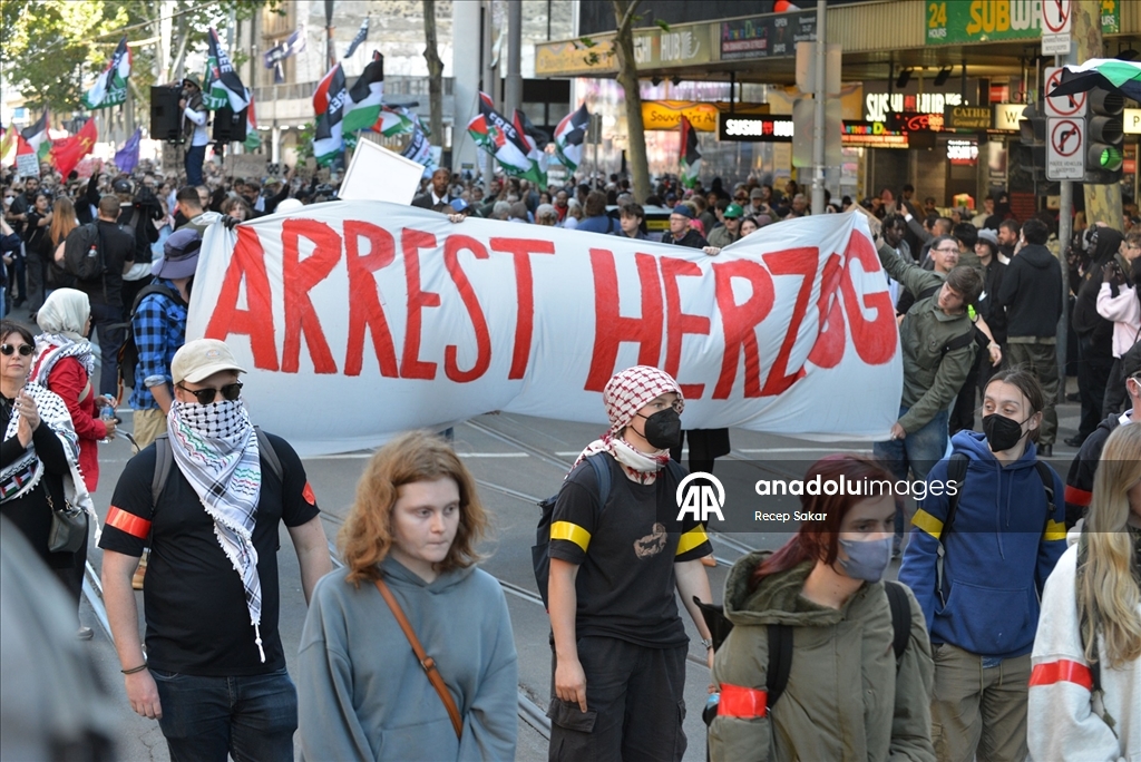 İsrail Cumhurbaşkanı Herzog'un Avustralya ziyaretinin son gününde de protestolar düzenlendi 