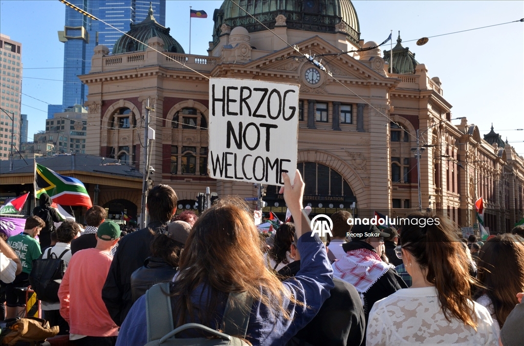 İsrail Cumhurbaşkanı Herzog'un Avustralya ziyaretinin son gününde de protestolar düzenlendi 