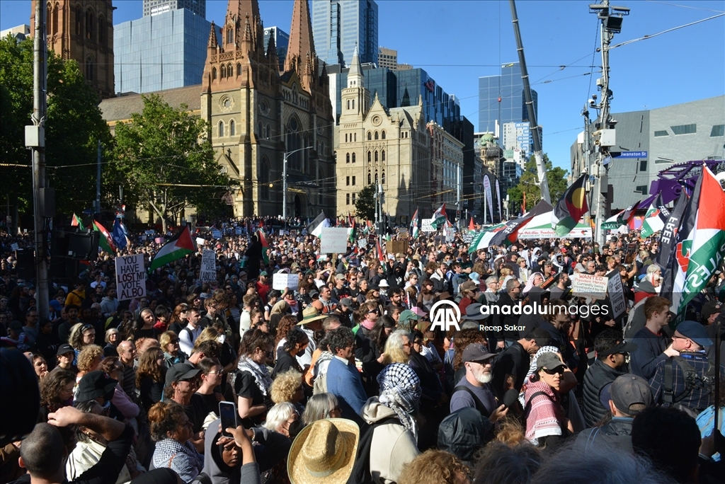 İsrail Cumhurbaşkanı Herzog'un Avustralya ziyaretinin son gününde de protestolar düzenlendi