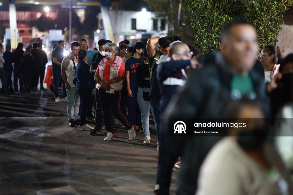 Буддийские монахи, отправившиеся на «Марш мира», прибыли в Вашингтон