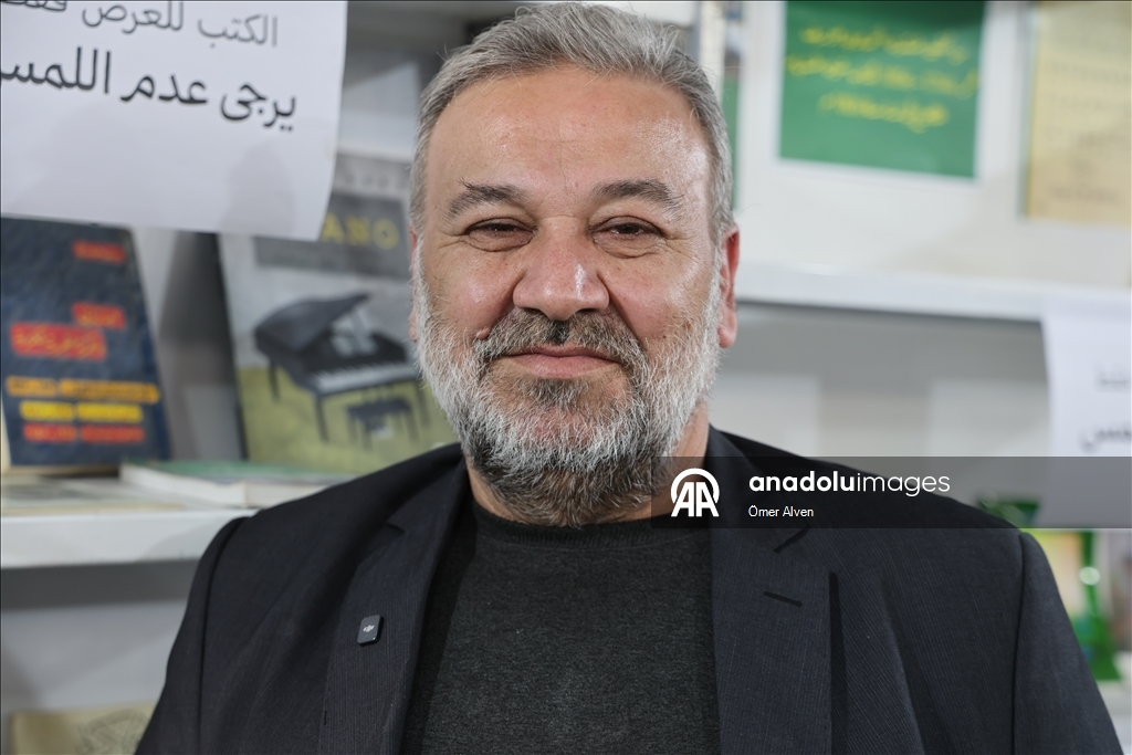 معرض دمشق الدولي يشهد أول مشاركة رسمية لكتب كردية بعد سقوط الأسد