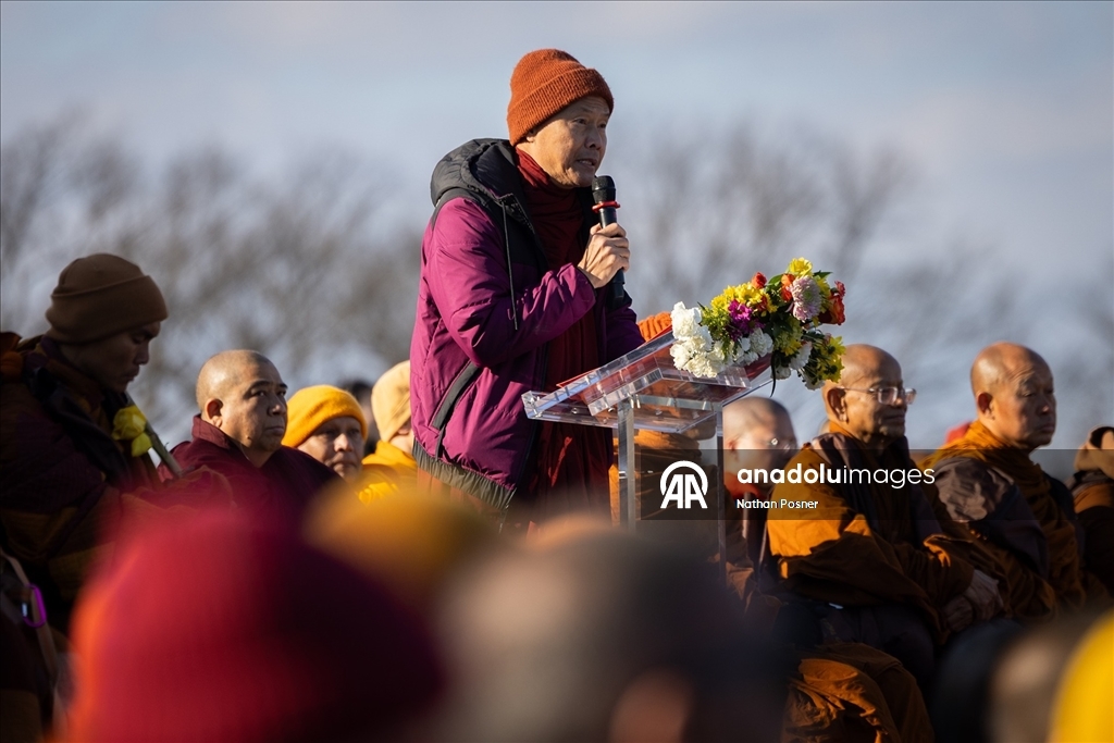 “Barış Yürüyüşü”ne çıkan Budist keşişler Washington'a ulaştı 