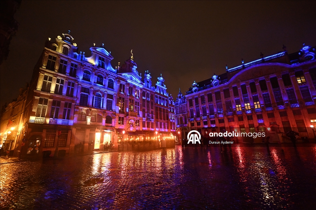 Уникальное Световое шоу началось в Брюсселе