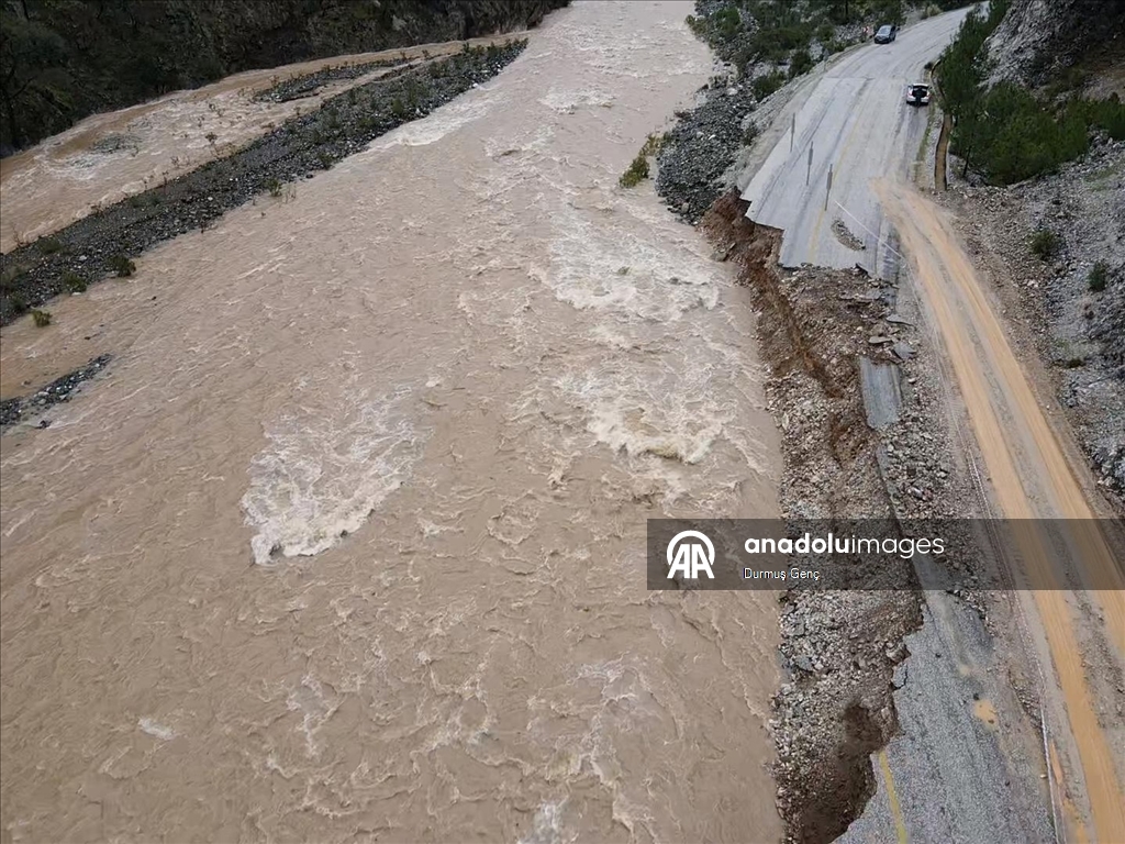 Muğla'da kuvvetli yağış nedeniyle sel ve su taşkınları