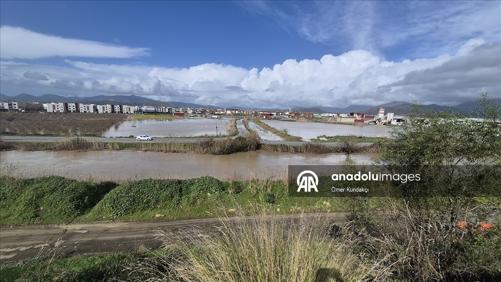 Muğla'da kuvvetli yağış nedeniyle sel ve su taşkınları yaşanıyor