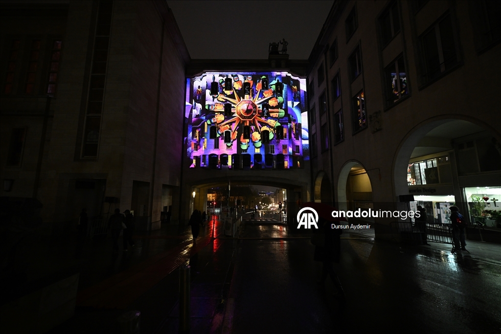 Уникальное Световое шоу началось в Брюсселе