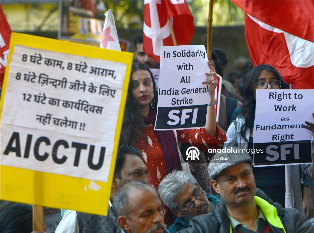 الهند.. احتجاجات نَقابية عُمالية وإضراب يعم البلاد إثر اتفاقية تجارية مؤقتة مع الولايات المتحدة