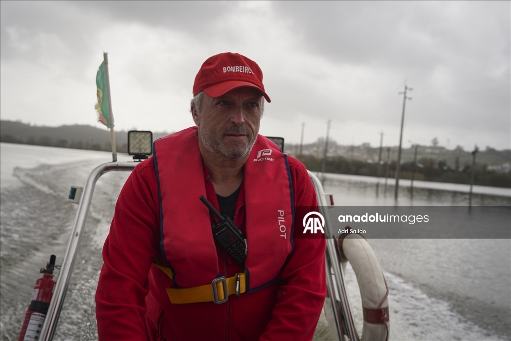 В Португалии из-за наводнений эвакуировали несколько тысяч человек