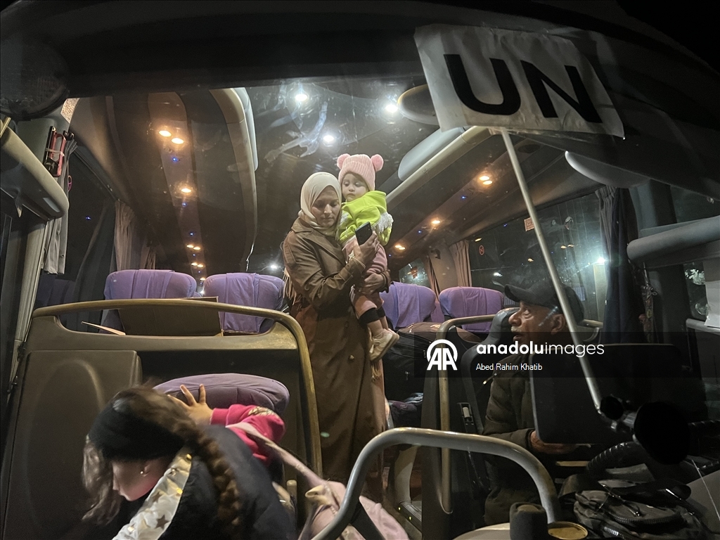 44 палестинца вернулись в Газу через КПП Рафах