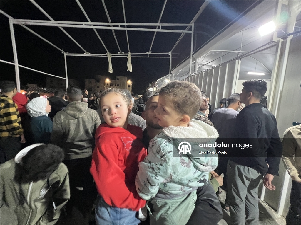 44 палестинца вернулись в Газу через КПП Рафах