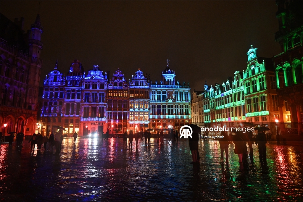 Уникальное Световое шоу началось в Брюсселе