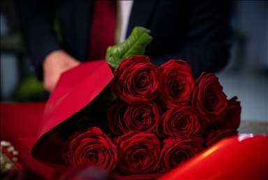 Sevgililer Günü'nün yeni trendi orkide ve kelebek buketler oldu