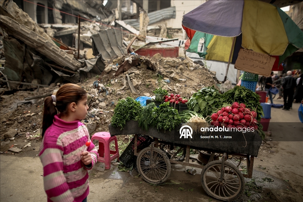 Gazze'de ramazan öncesi ez-Zaviye Çarşısı'nda yoğunluk yaşandı