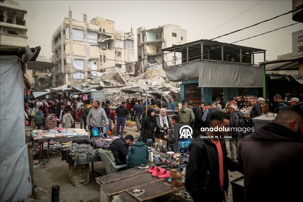 Gazze'de ramazan öncesi ez-Zaviye Çarşısı'nda yoğunluk yaşandı
