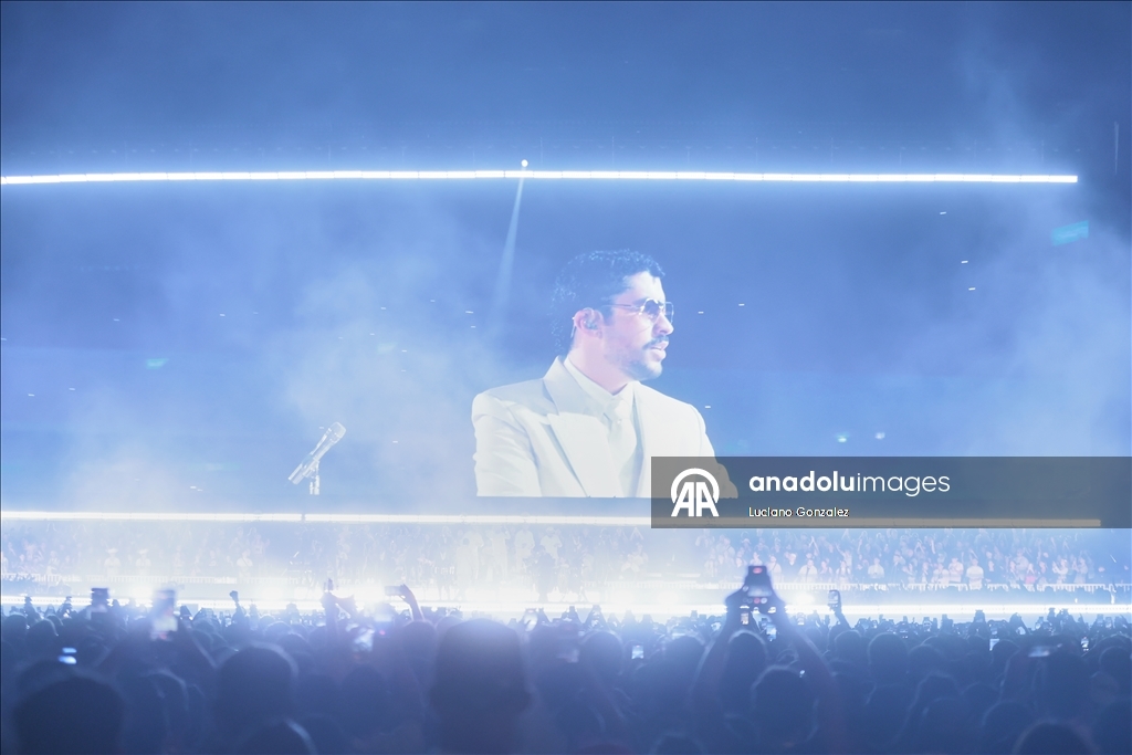 Десятки тысяч зрителей посетили концерт Bad Bunny в Аргентине