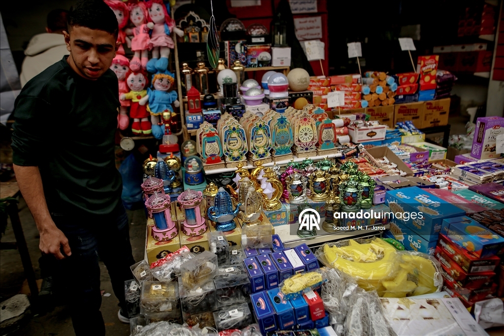 Gazze'de ramazan öncesi ez-Zaviye Çarşısı'nda yoğunluk yaşandı