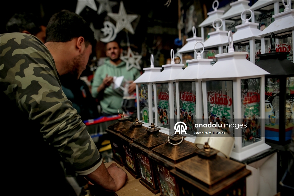 Gazze'de ramazan öncesi ez-Zaviye Çarşısı'nda yoğunluk yaşandı
