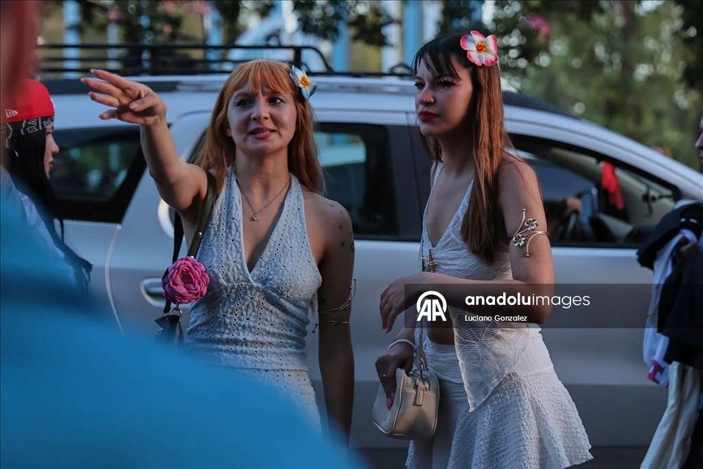 Десятки тысяч зрителей посетили концерт Bad Bunny в Аргентине