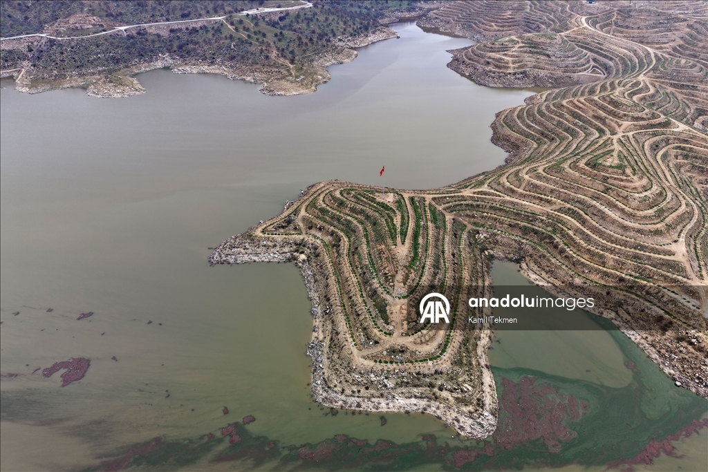 Kış yağışları Manisa'da susuz kalan barajları doldurmaya başladı