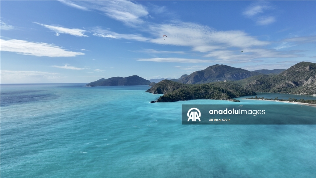 Fethiye'de Ölüdeniz'in rengi turkuaza döndü