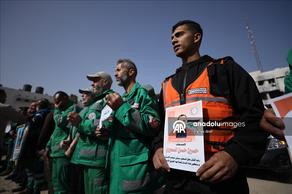 İsrail hapishanelerinde tutuklu bulunan doktor ve sağlık görevlilerin meslektaşları gösteri düzenledi