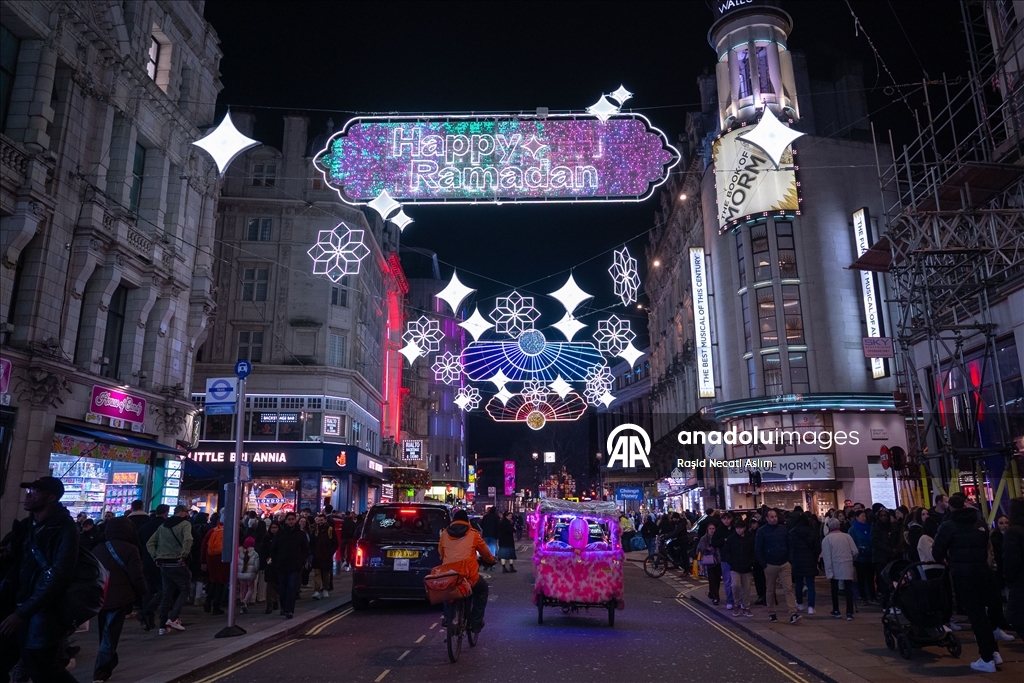 Знаменитую улицу Ковентри в Лондоне украсили в 4-й раз по случаю Рамазана