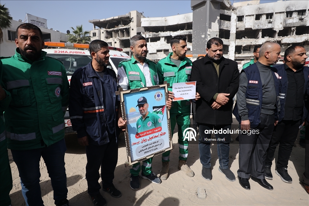 İsrail hapishanelerinde tutuklu bulunan doktor ve sağlık görevlilerin meslektaşları gösteri düzenledi