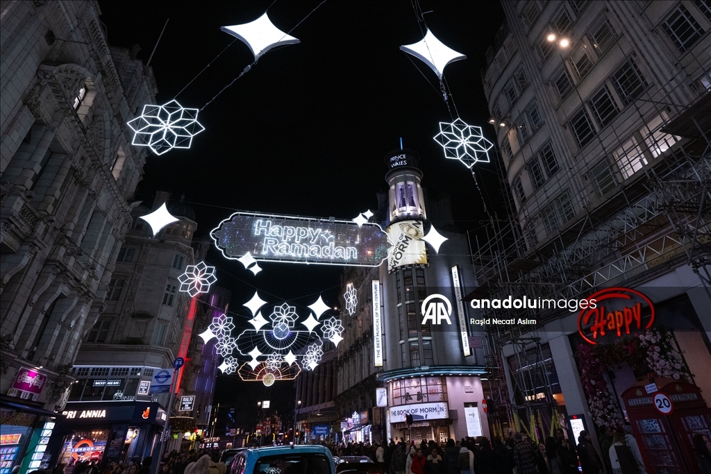 Знаменитую улицу Ковентри в Лондоне украсили в 4-й раз по случаю Рамазана