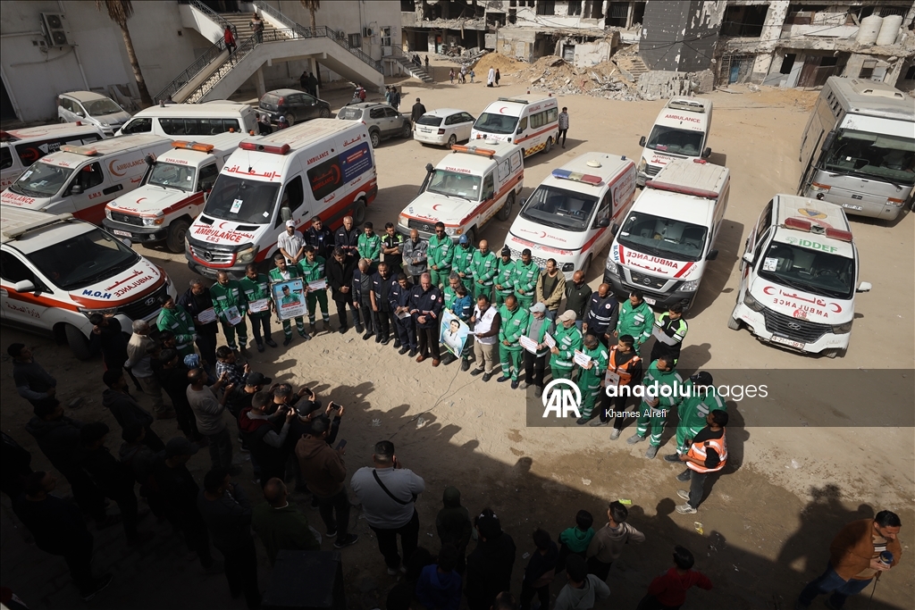 İsrail hapishanelerinde tutuklu bulunan doktor ve sağlık görevlilerin meslektaşları gösteri düzenledi