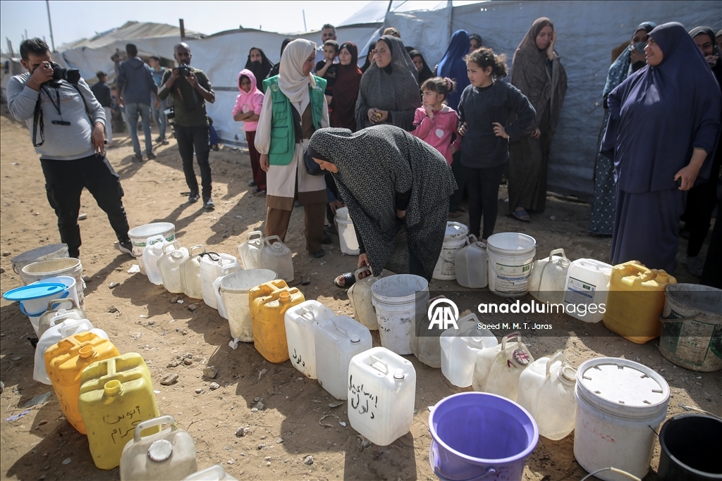 Gazze'de su krizi devam ediyor
