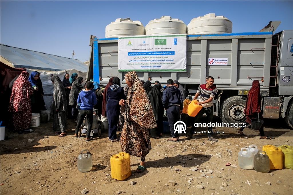 Gazze'de su krizi devam ediyor