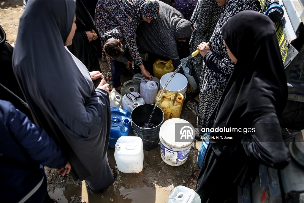 Gazze'de su krizi devam ediyor