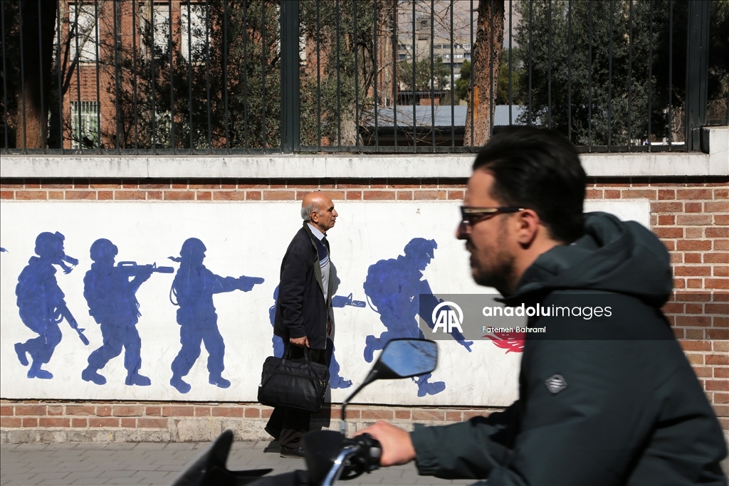 Повседневная жизнь в Тегеране продолжается на фоне переговоров между Ираном и США