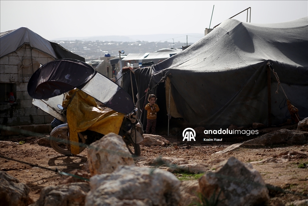 Жители лагерей на северо-западе Сирии встречают Рамазан в непростых условиях