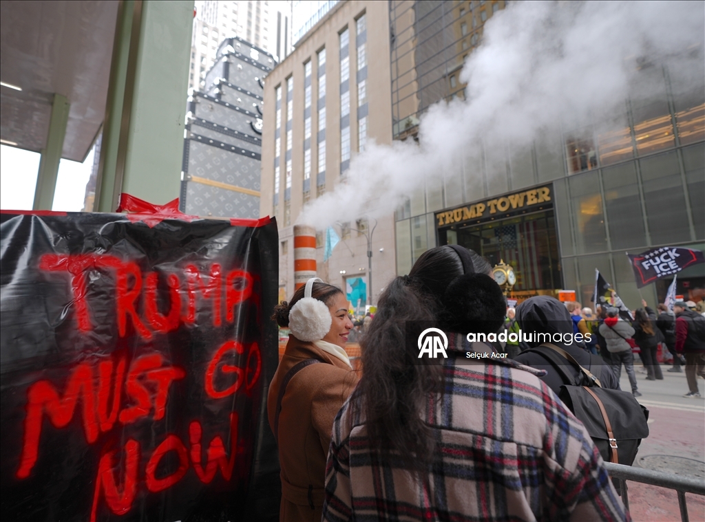 Протест у Trump Tower в Нью-Йорке