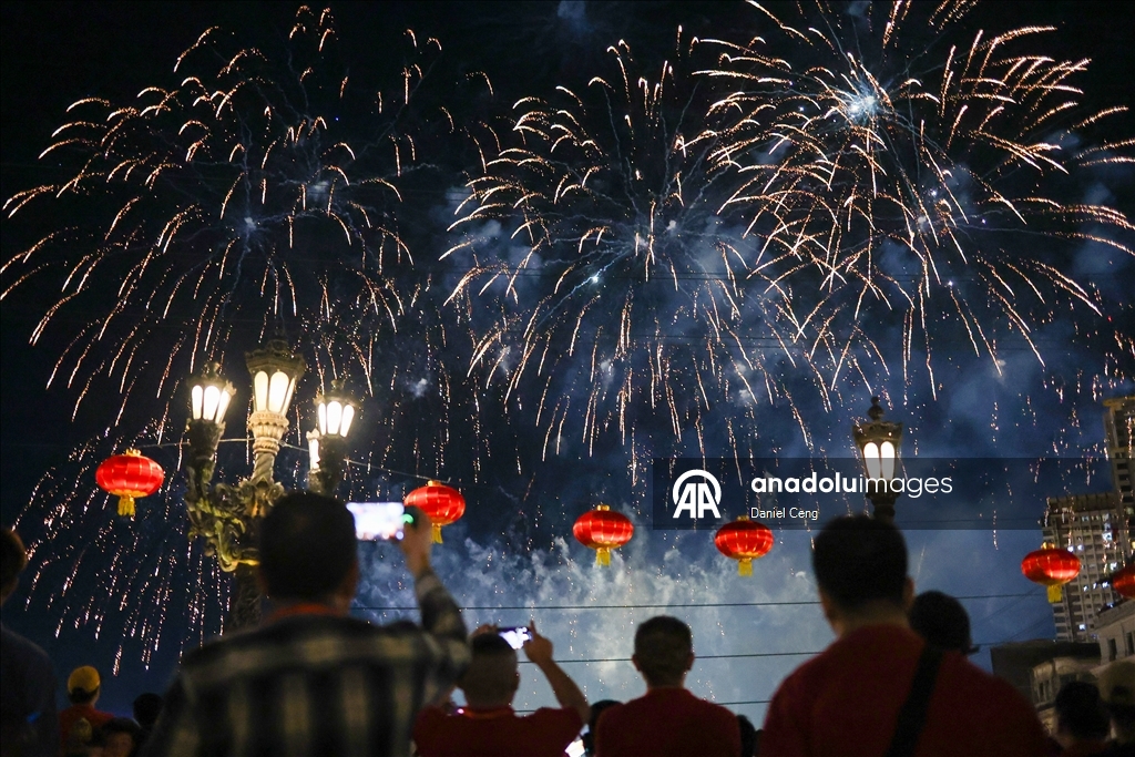 Празднование Лунного Нового года в старейшем китайском квартале Филиппин