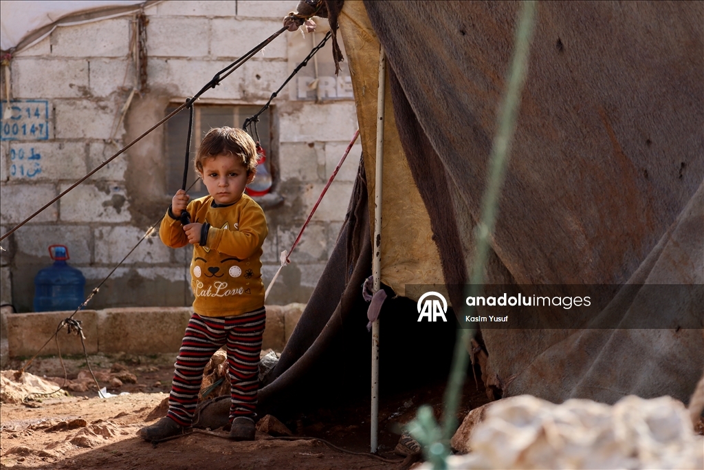 Жители лагерей на северо-западе Сирии встречают Рамазан в непростых условиях