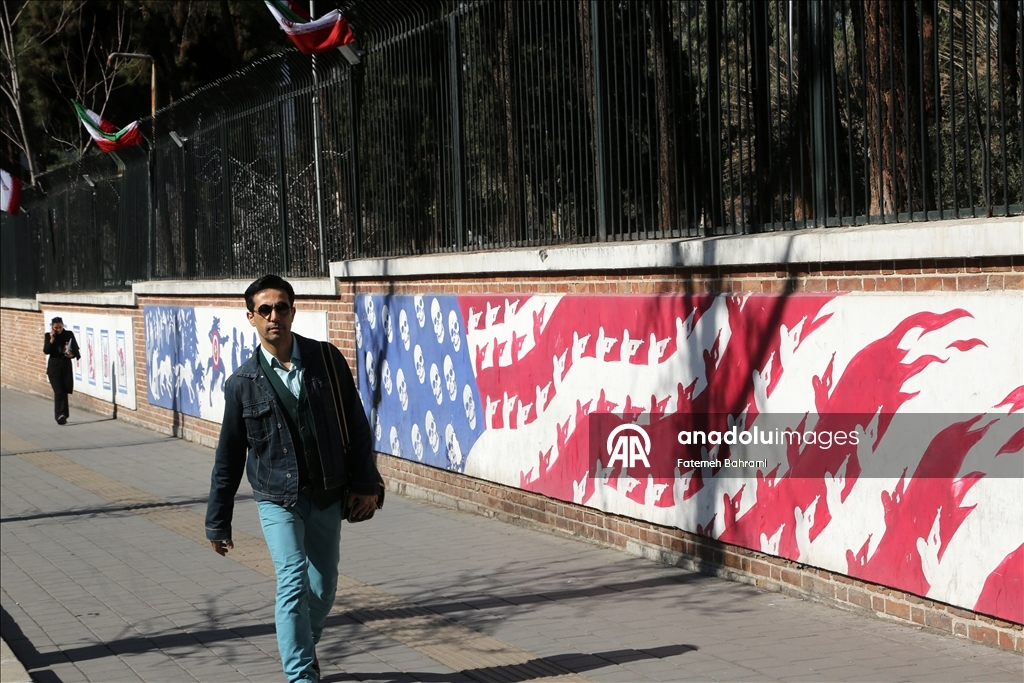 Повседневная жизнь в Тегеране продолжается на фоне переговоров между Ираном и США