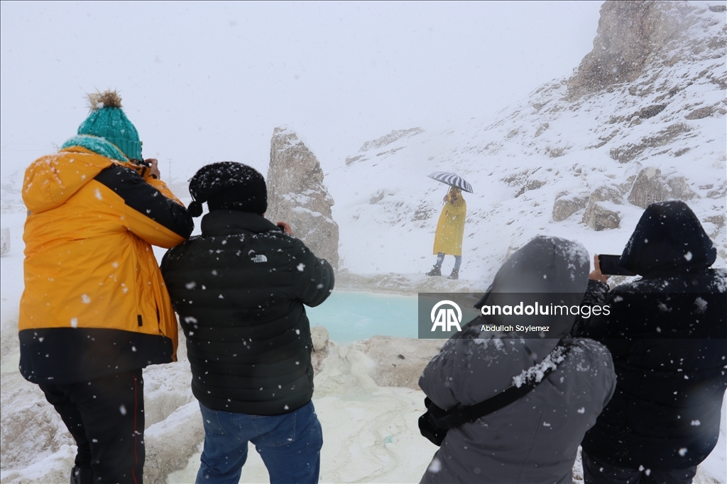 Li Agiriyê jiyana zivistanê ya dijwar û bedewiya siruştî bala wênekêşan dikişîne