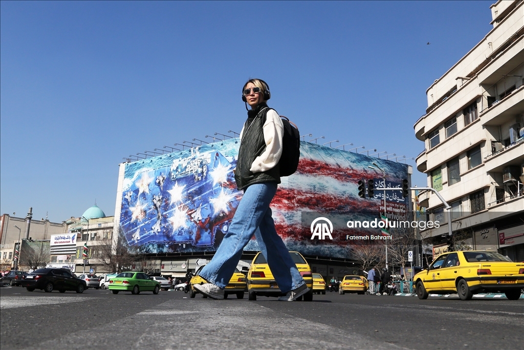 Повседневная жизнь в Тегеране продолжается на фоне переговоров между Ираном и США