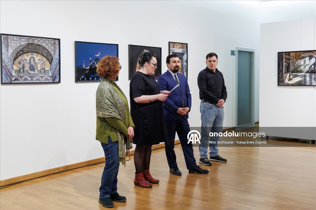 Vukovar domaćin dojmljive izložbe fotografija Aje Sofije 